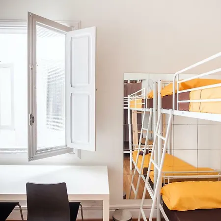 Hostel Wanderlust *